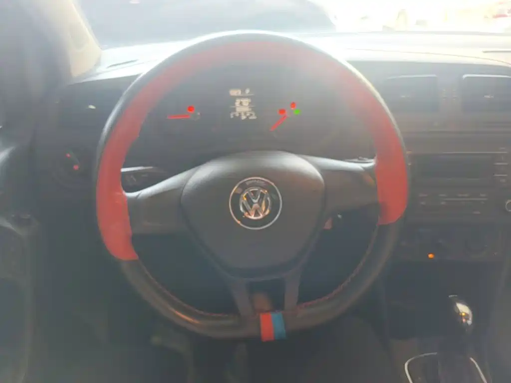 Volkswagen Polo 2018 — фото 11