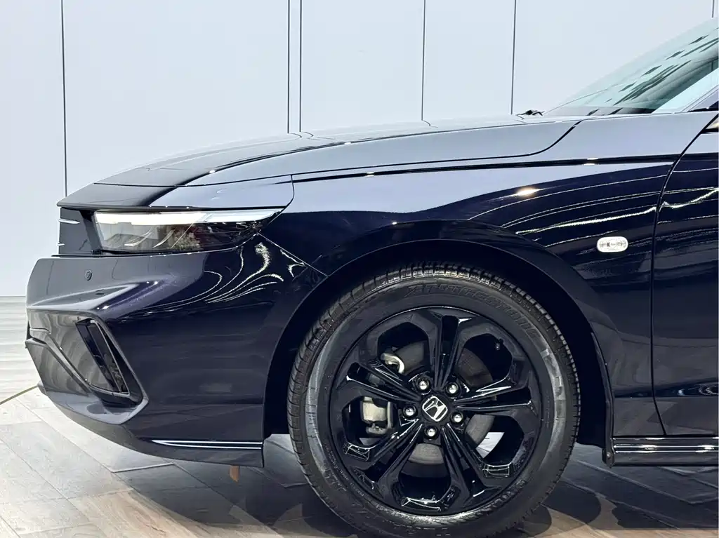 Honda Accord 2025 — фото 16