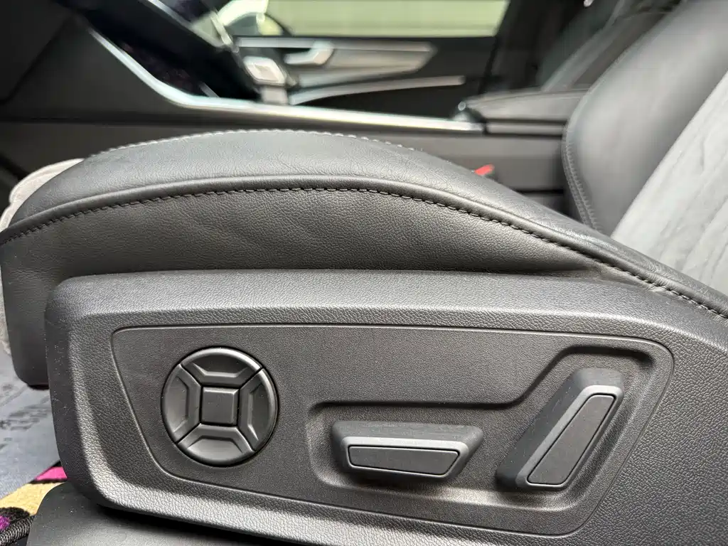 Audi A6L 2021 — фото 23