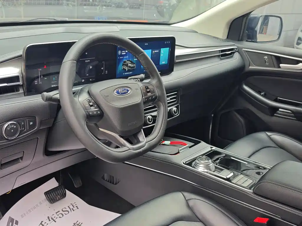 Ford Edge 2021 — фото 14