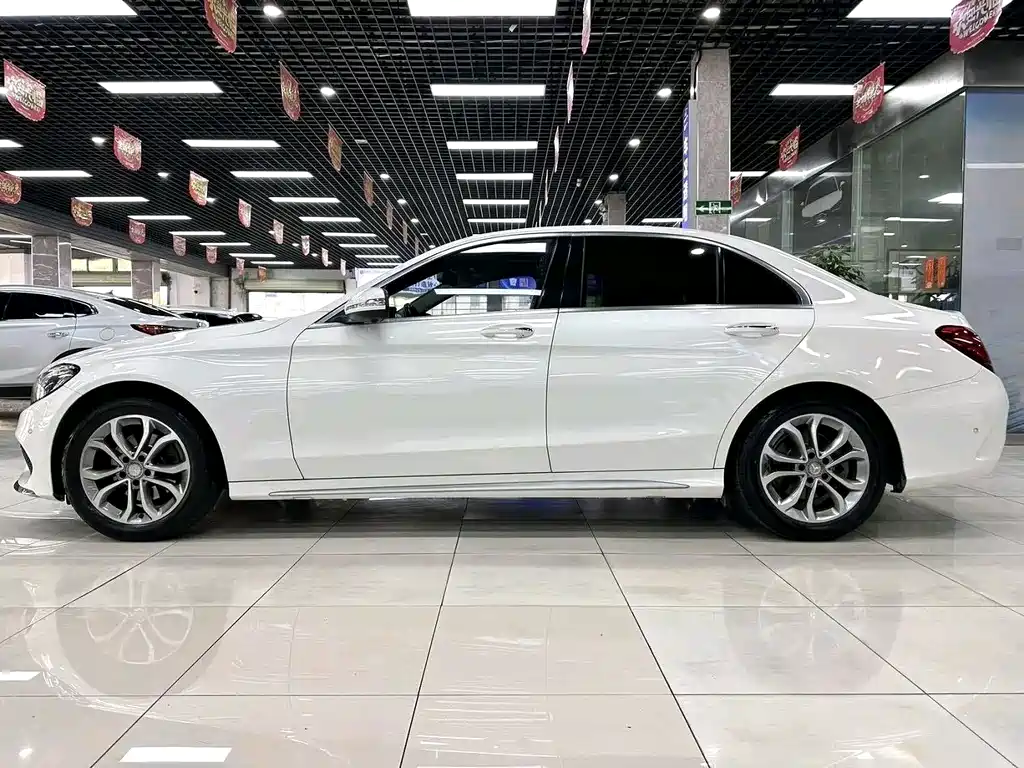 Mercedes-Benz C-Class 2015 — фото 9