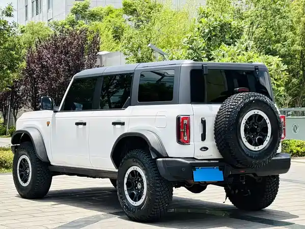 Ford Bronco 2024