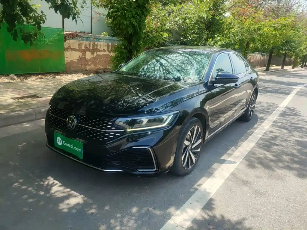 Volkswagen Passat 2022