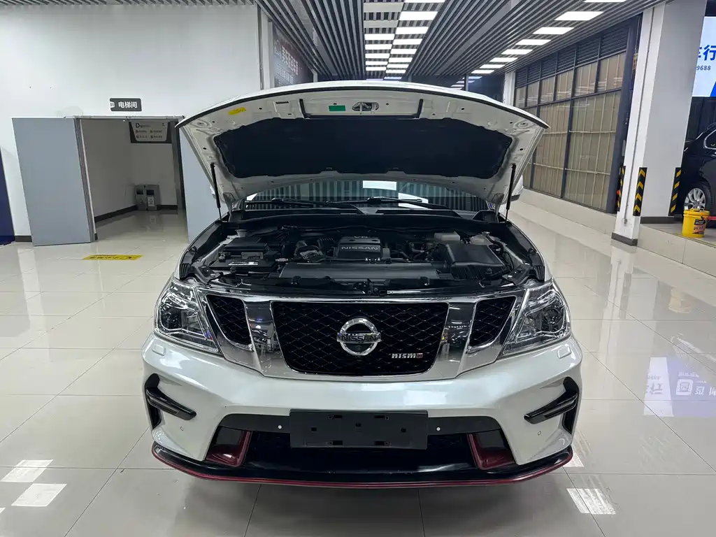 Nissan Patrol 2019 — фото 15