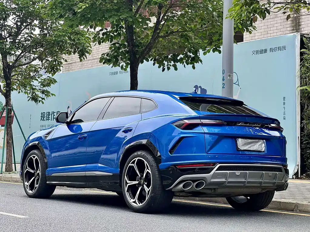 Lamborghini Urus 2020