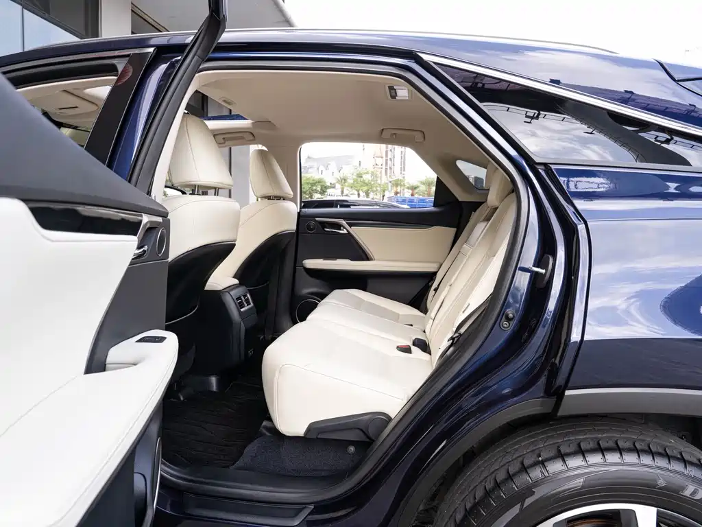 Lexus RX 2022 — фото 10