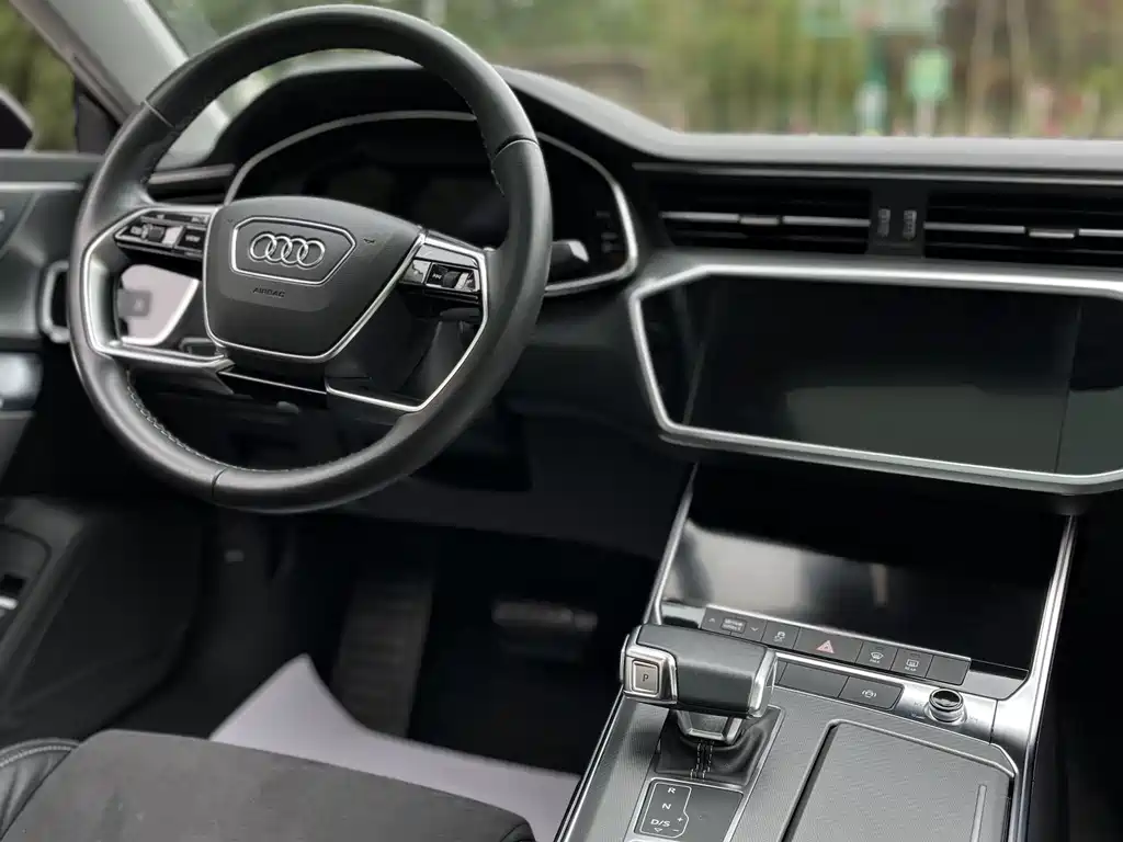 Audi A7L 2024 — фото 14