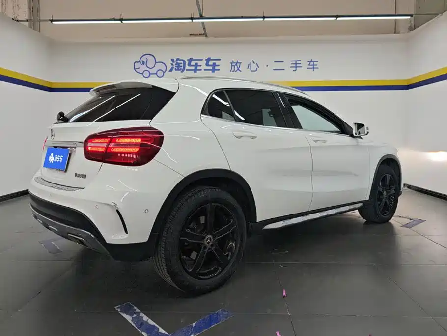 Mercedes-Benz GLA 2019