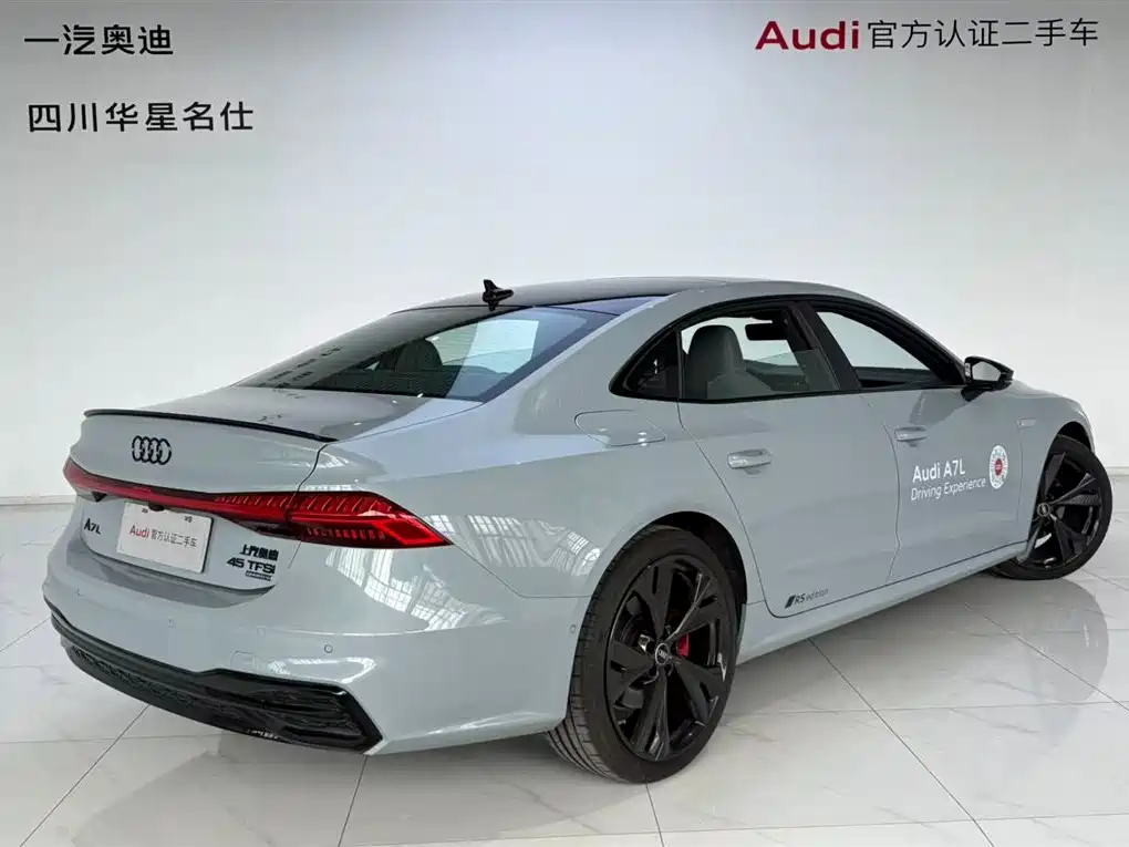 Audi A7L 2025 — фото 4