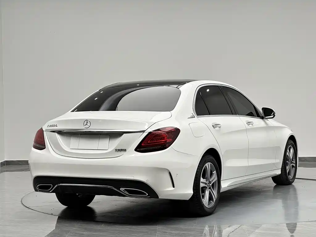 Mercedes-Benz C-Class 2021 — фото 8