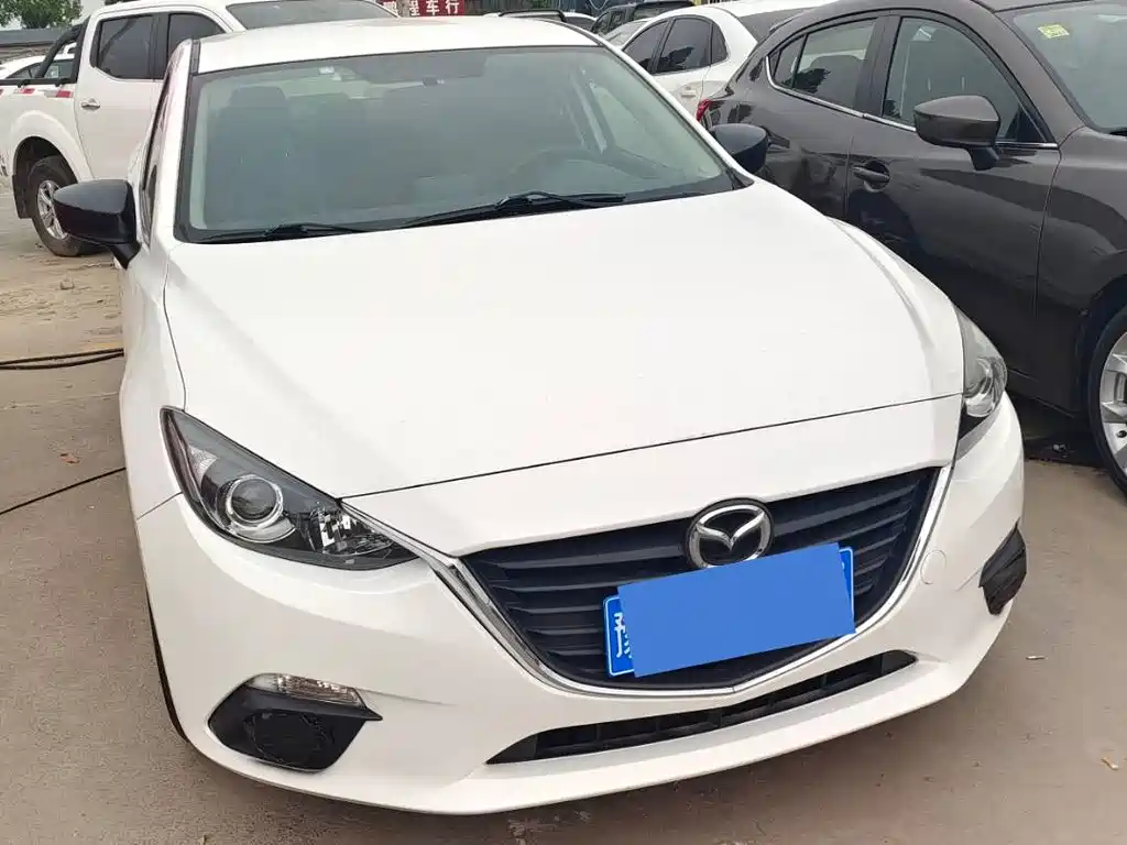 Mazda 3 Axela 2015 — фото 2
