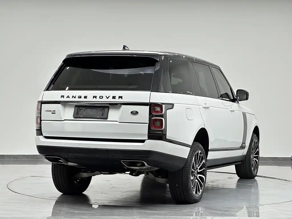 Land Rover Range Rover 2021 — фото 8
