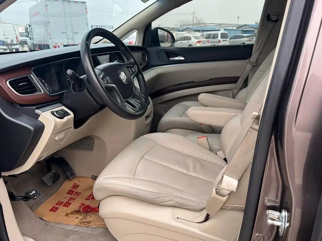 Buick GL8 2018