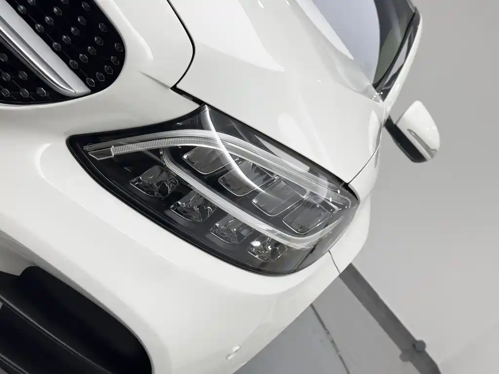 Mercedes-Benz C-Class 2021 — фото 21