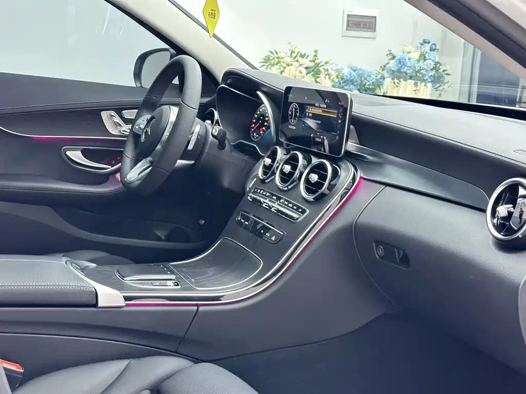 Mercedes-Benz C-Class 2021 — фото 17