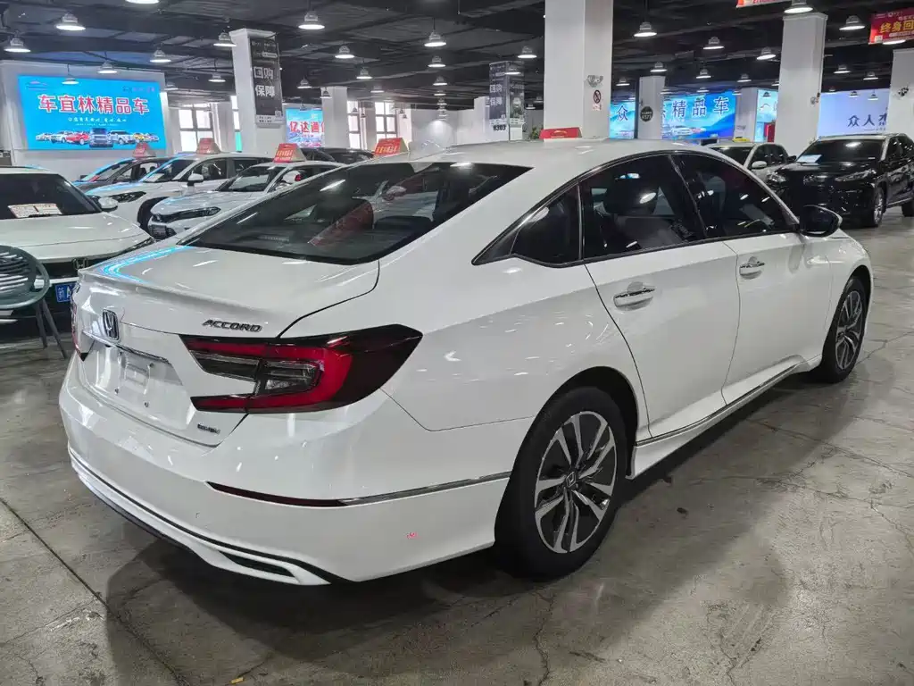 Honda Accord 2022 — фото 4