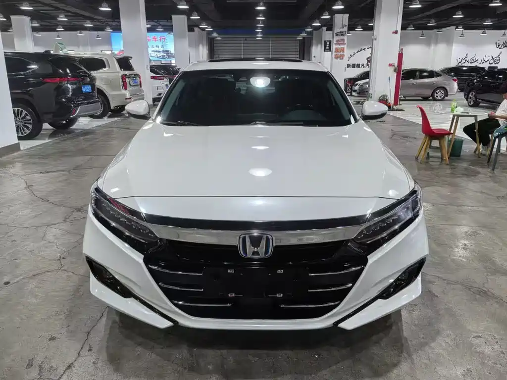 Honda Accord 2022 — фото 2