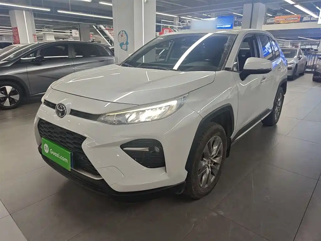 Toyota Wildlander 2021 — фото 2