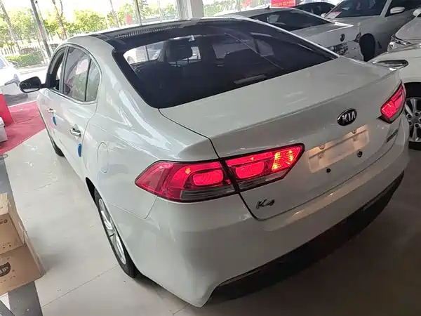 Kia K4 2014