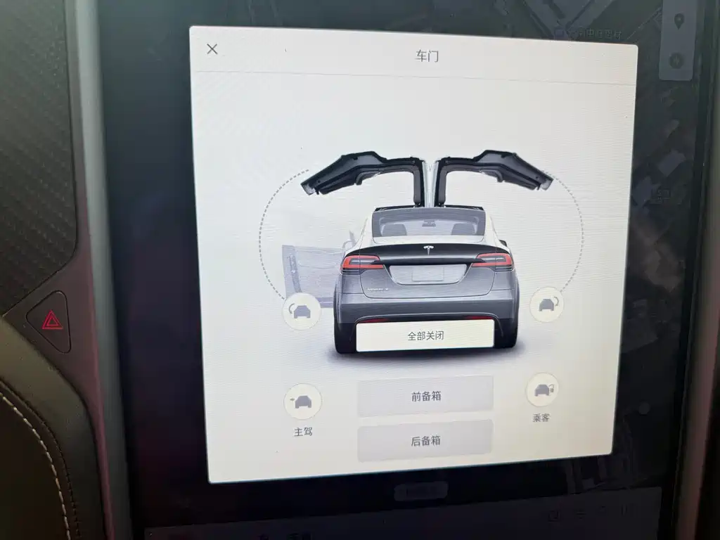 Tesla Model X 2019 — фото 16