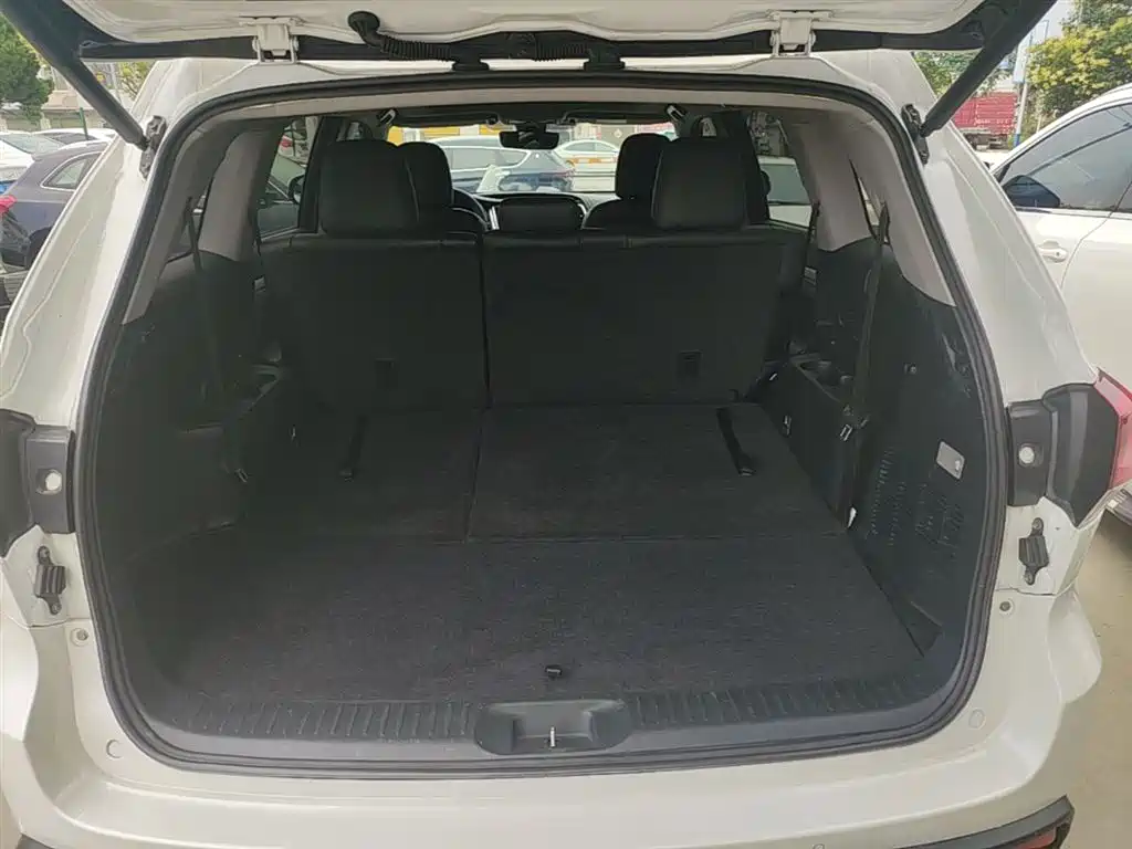 Toyota Highlander 2018 — фото 19