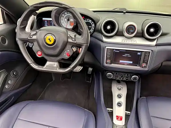 Ferrari California T 2015