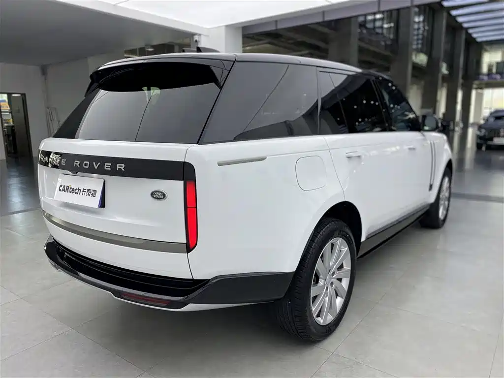 Land Rover Range Rover 2024 — фото 35