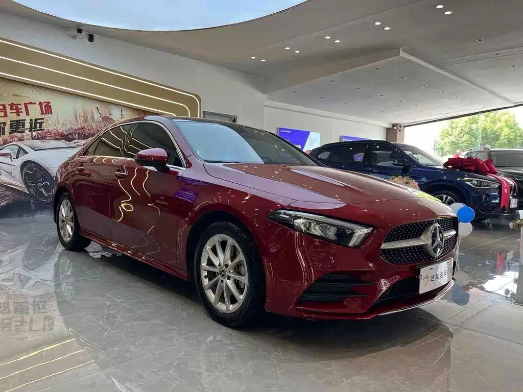 Mercedes-Benz A-Class 2021 — фото 3