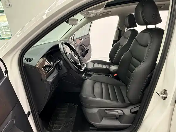 Volkswagen Tharu 2019