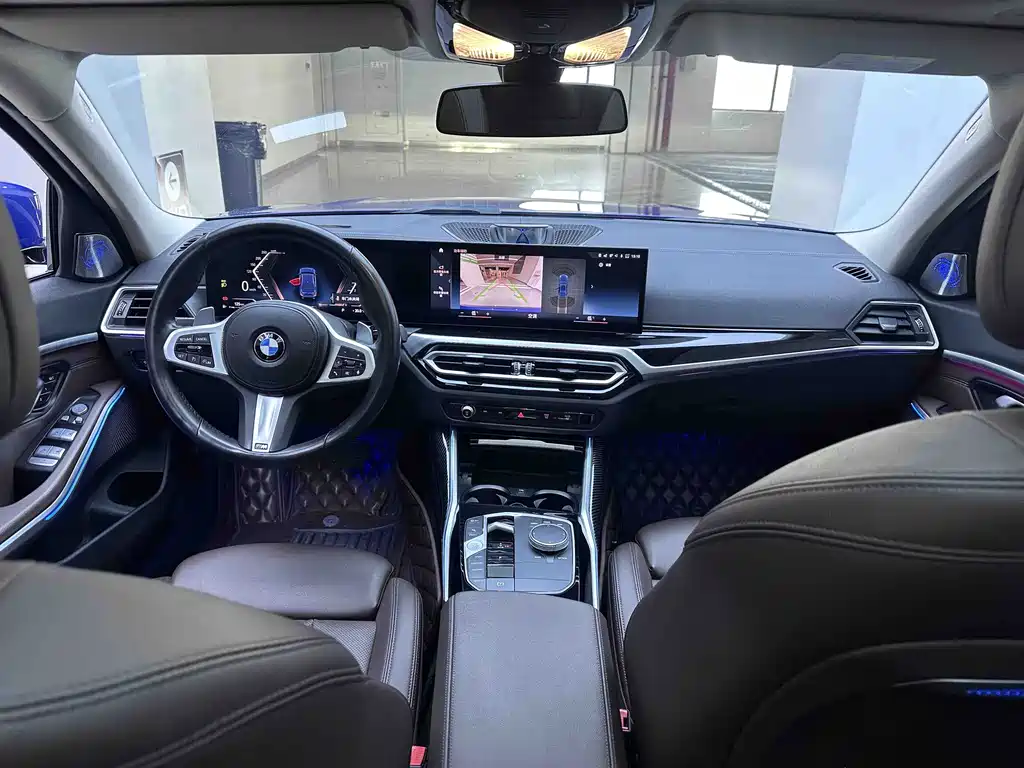 BMW 3 Series 2023 — фото 19