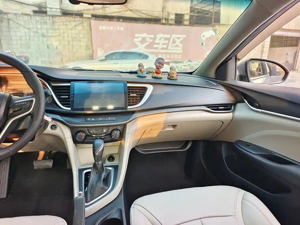 Buick Excelle 2018 — фото 7