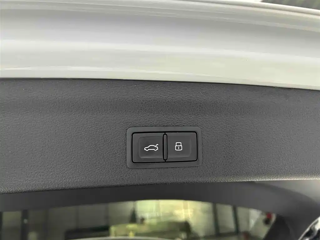 Audi Q3 2022 — фото 17