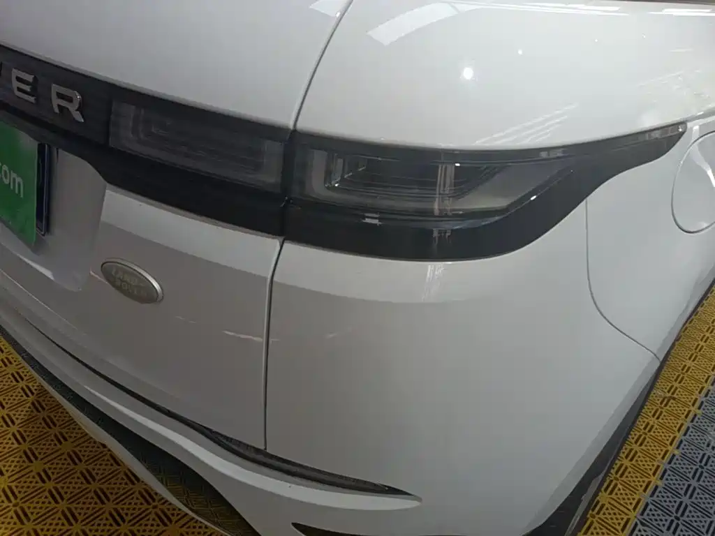 Land Rover Evoque 2022 — фото 8