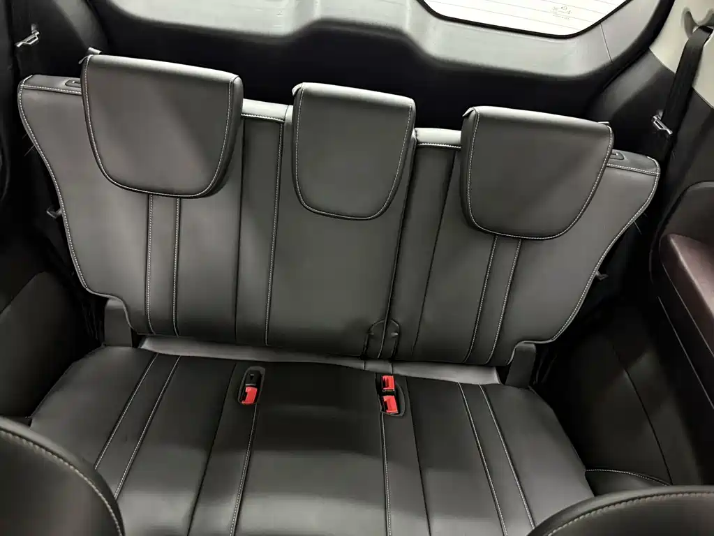 GAC Motor Trumpchi M6 2022 — фото 17