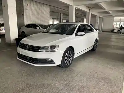 Volkswagen Sagitar 2018