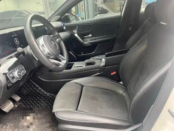 Mercedes-Benz A-Class 2021