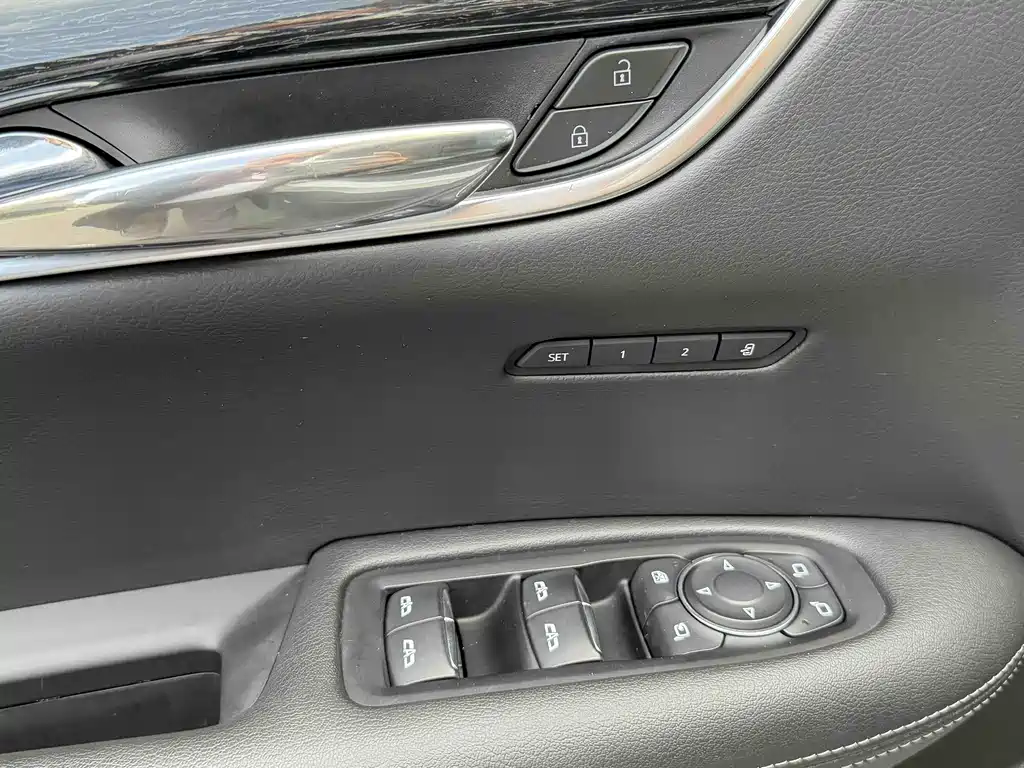 Cadillac XT5 2020 — фото 14