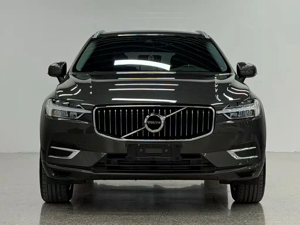 Volvo XC60 2019 — фото 4
