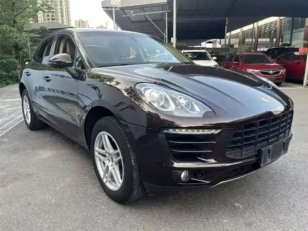 Porsche Macan 2016