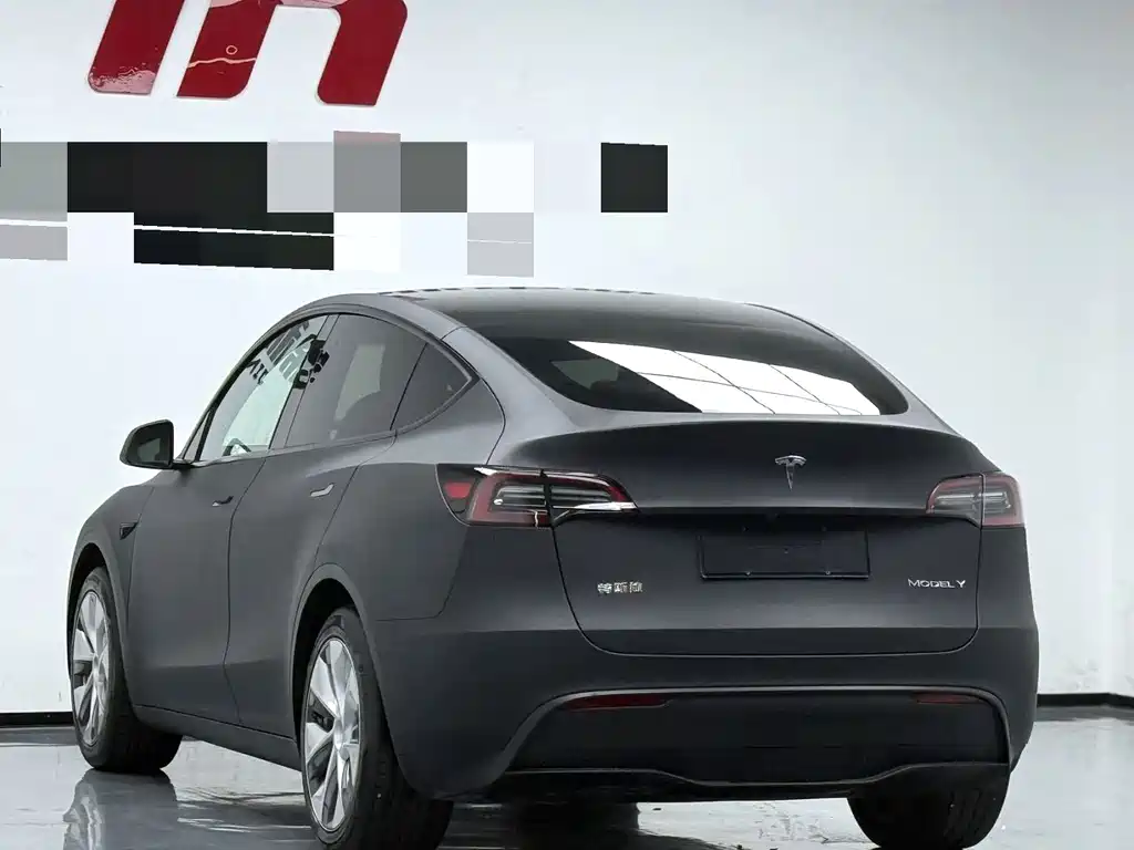 Tesla Model Y 2021 — фото 12