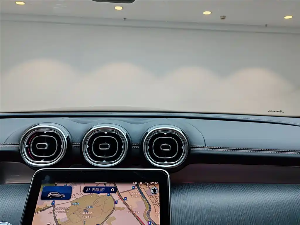 Mercedes-Benz GLC 2025 — фото 10