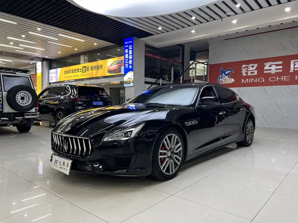 Maserati Quattroporte 2015 — фото 3