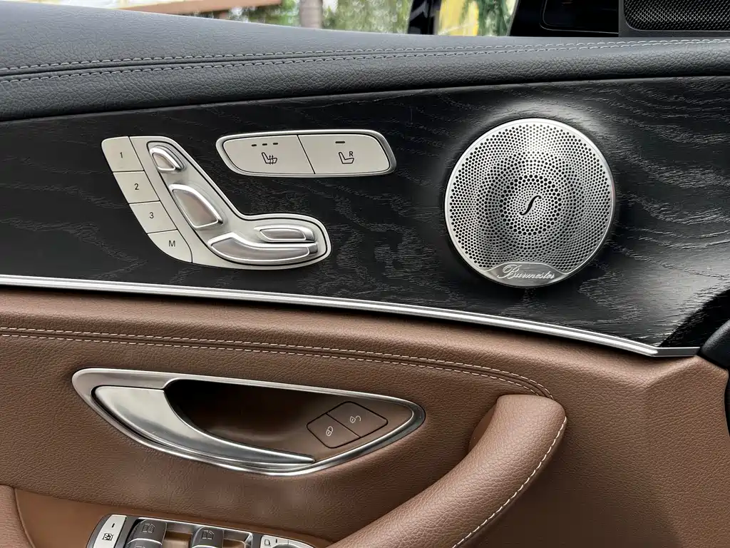Mercedes-Benz E-Class 2018 — фото 23