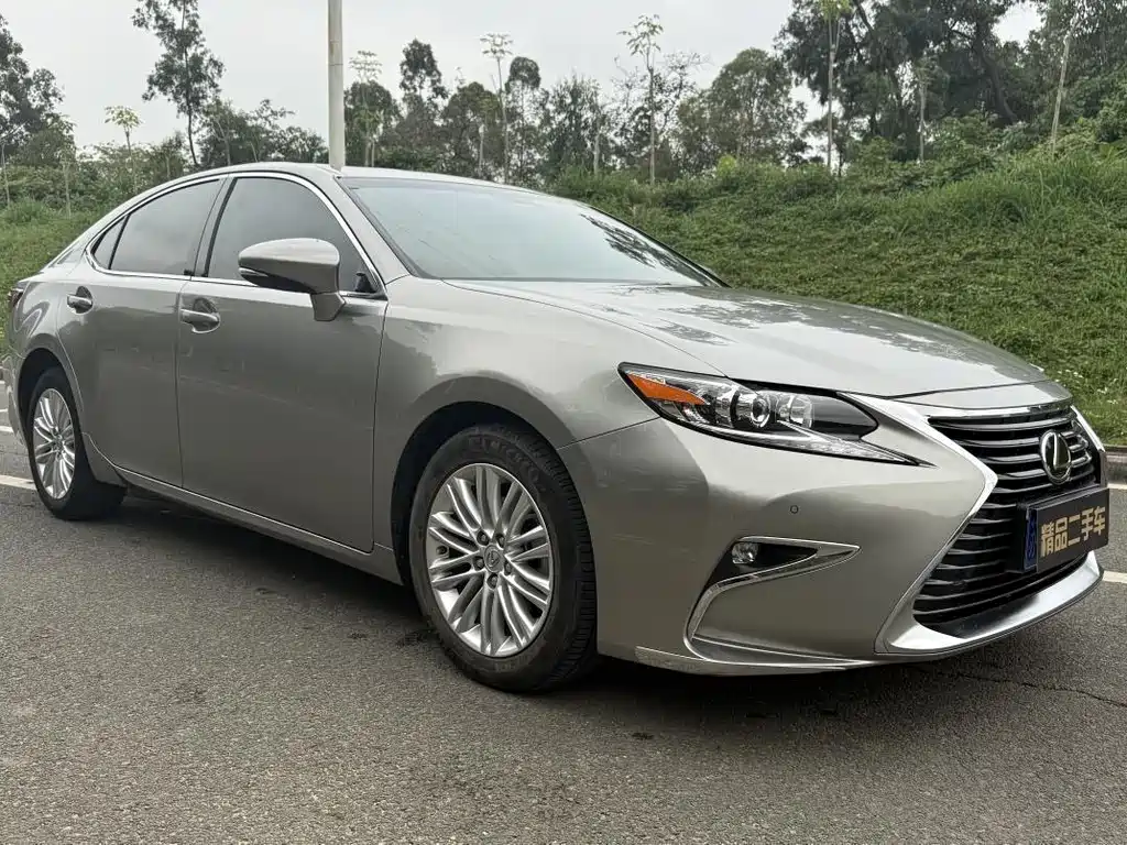 Lexus ES 2016 — фото 2