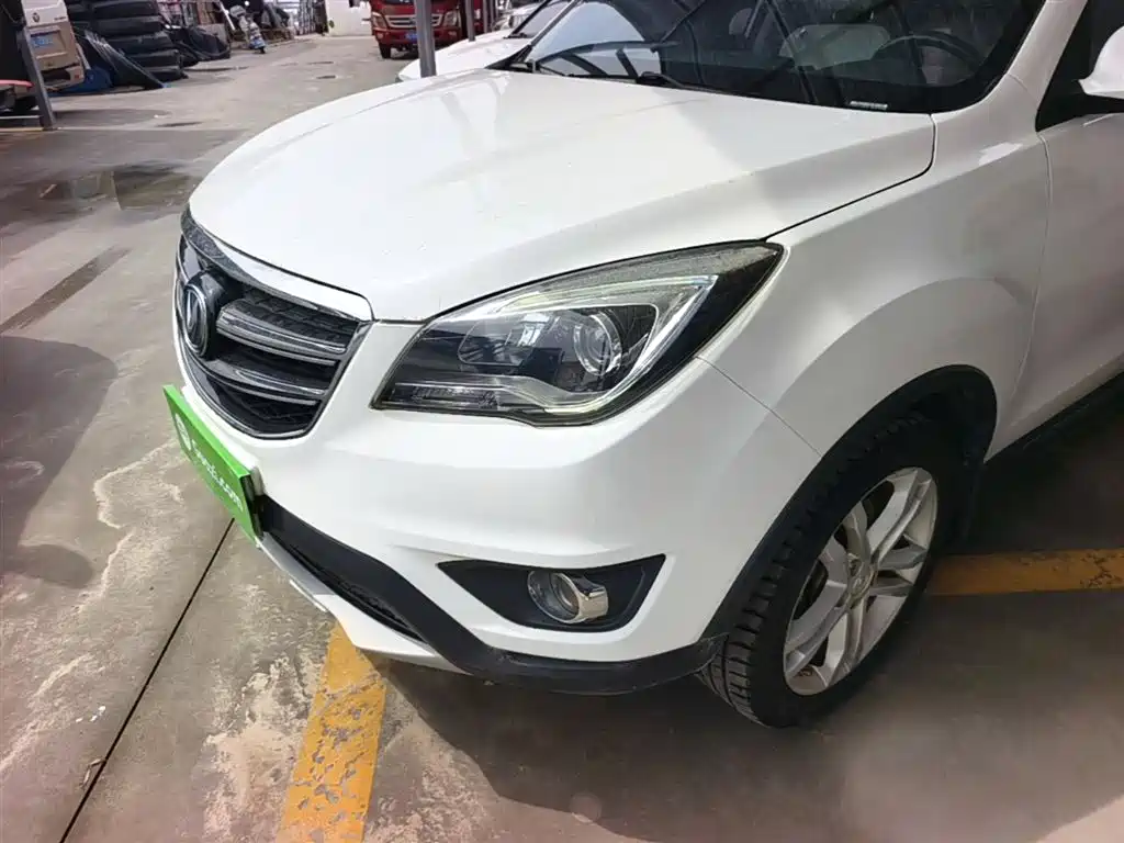 Changan CS35 2018 — фото 24