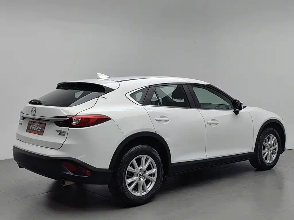 Mazda CX-4 2018 — фото 2