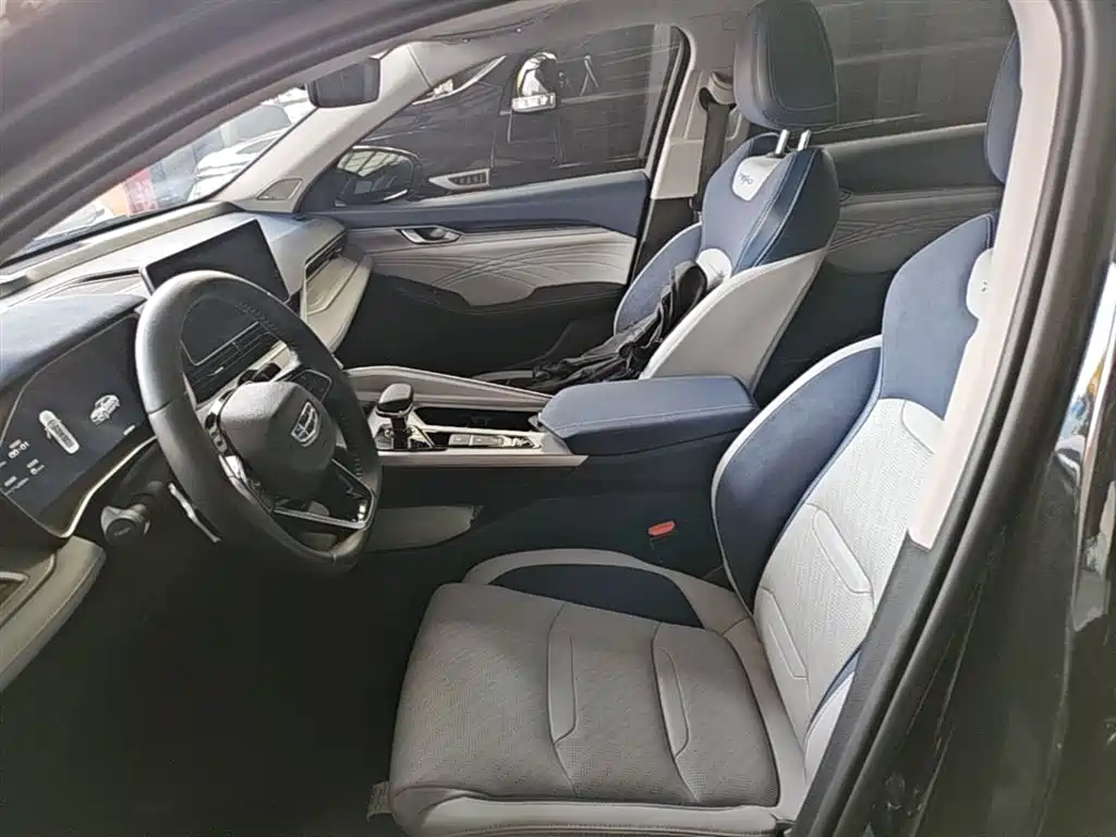 Geely Xingrui 2022 — фото 15