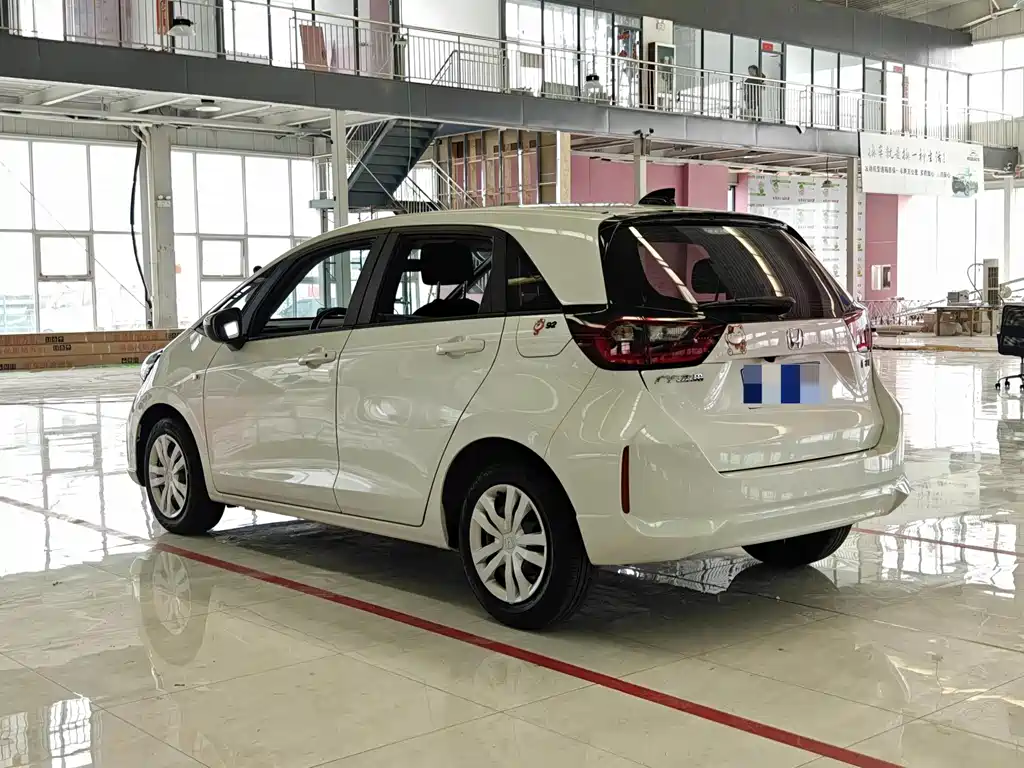 Honda Fit 2023 — фото 4