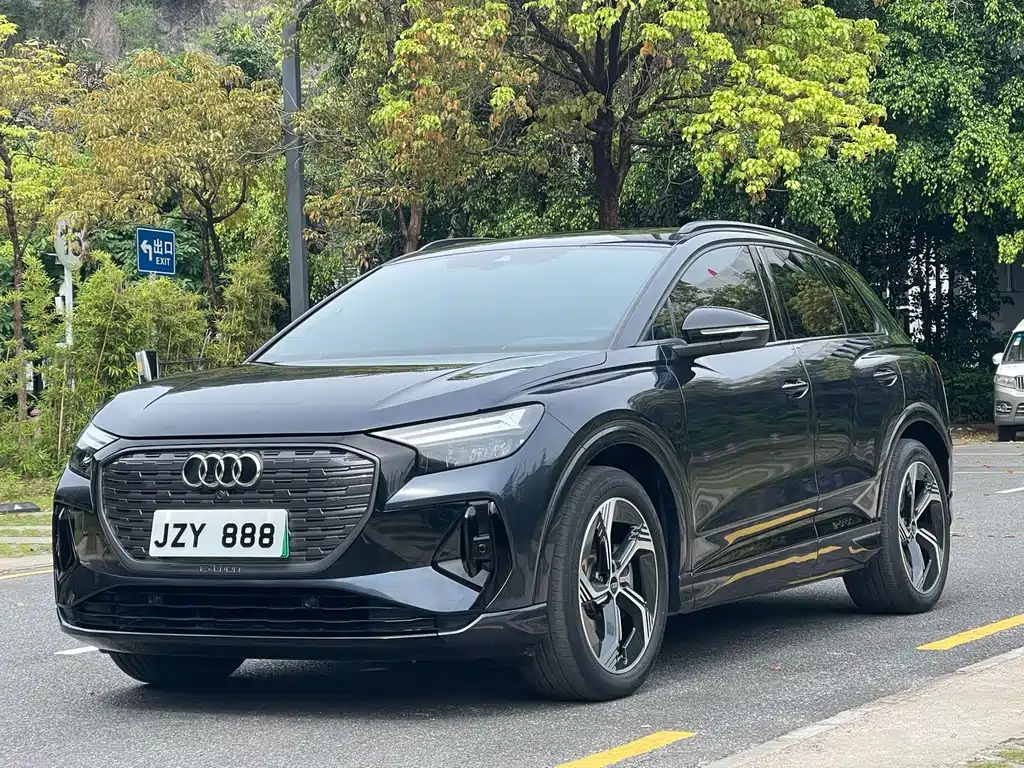 Audi Q4 e-tron 2023