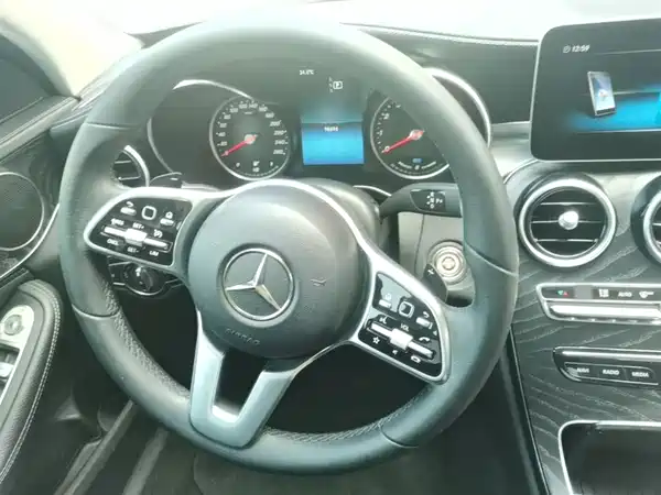 Mercedes-Benz C-Class 2019